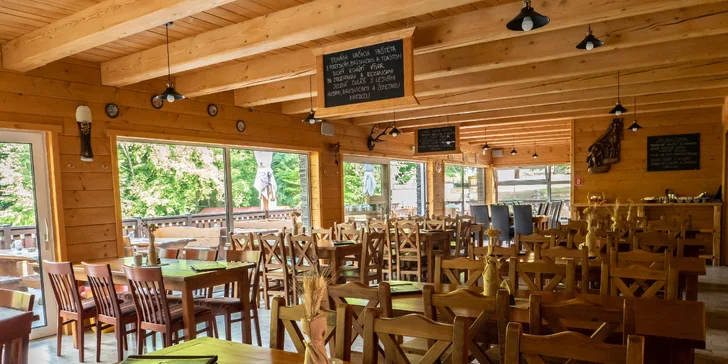 Každý den začnete snídaní z chutného snídaňového menu.