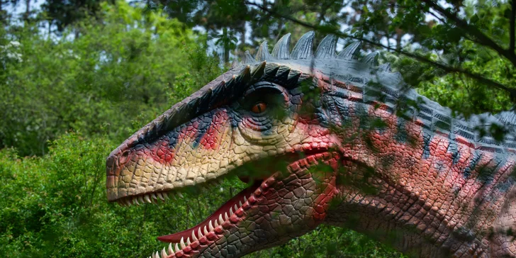 Všichni tito dinosauři jsou vytvořeni v životních velikostech a pohybují se tak, jak byste očekávali od skutečných dinosaurů. 