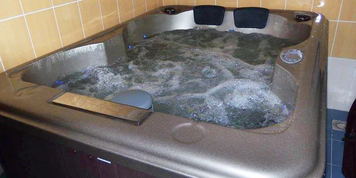 Ubytujete se v penzionu Sykovec, kde vás čeká i 60min. relax ve wellness.