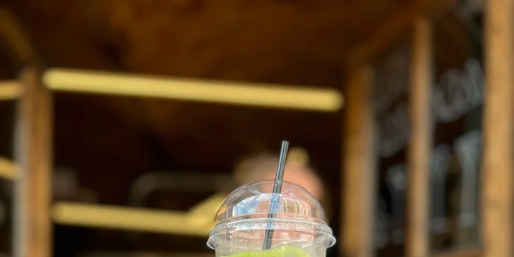 V ceně máte i kávu dle výběru, v nabídce nechybí ani matcha.