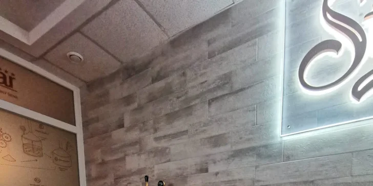 Relaxovať budete v drevených kadiách.