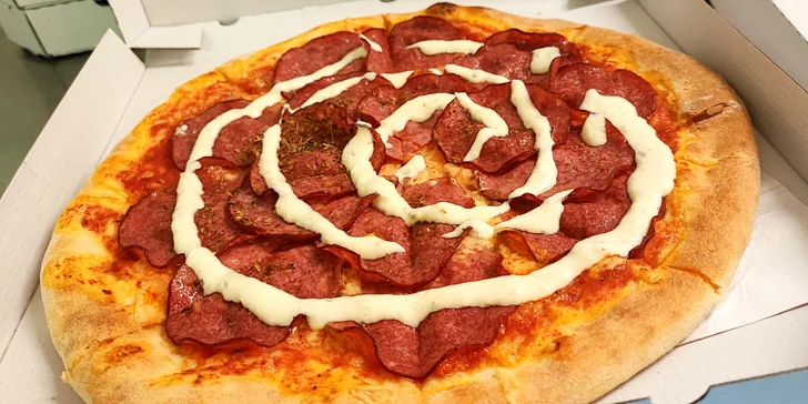 Nebo na vaší pizze nesmí chybět kolečka salámu?