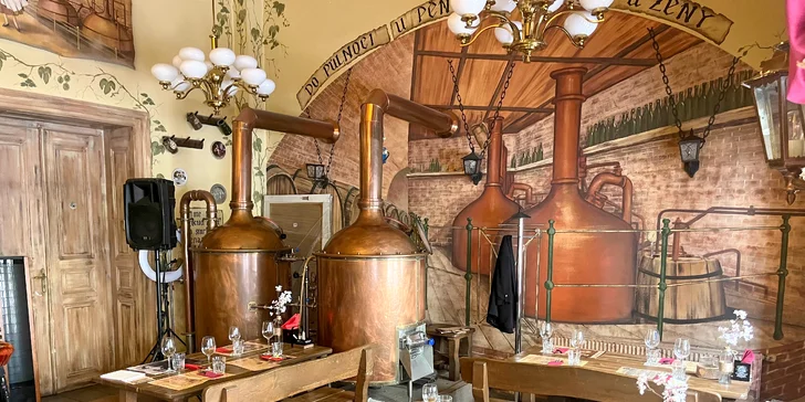 Restaurace má i vlastní pivovar, těšte se tedy na speciální pivo.