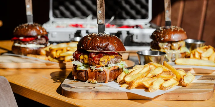 Burger s hranolčekmi alebo otvorený voucher v MGR Burger