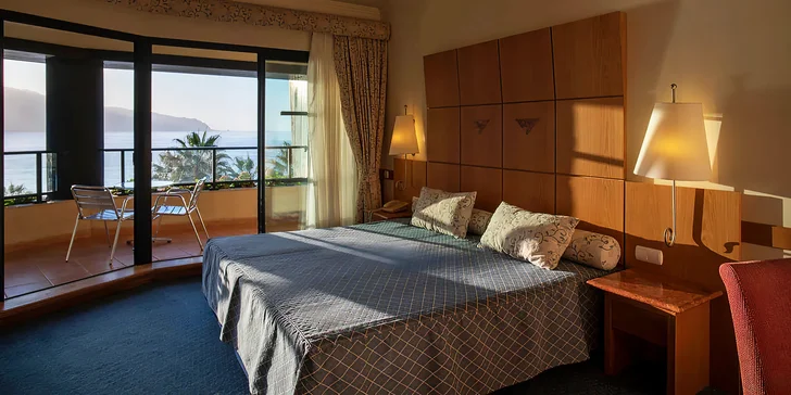 Bydlet budete v hotelu Montemar Palace**** kousek od oceánu.