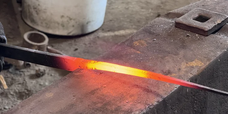 Dostanete bezpečnostní školení a zajištěný budete mít i pitný režim. 