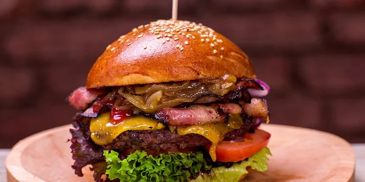 Takhle vypadá naducaný Boston Burger. 