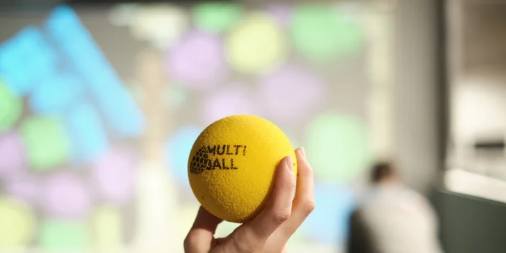Multiball je naprosto nový rozměr vzdělávání, pohybu a skupinové zábavy.