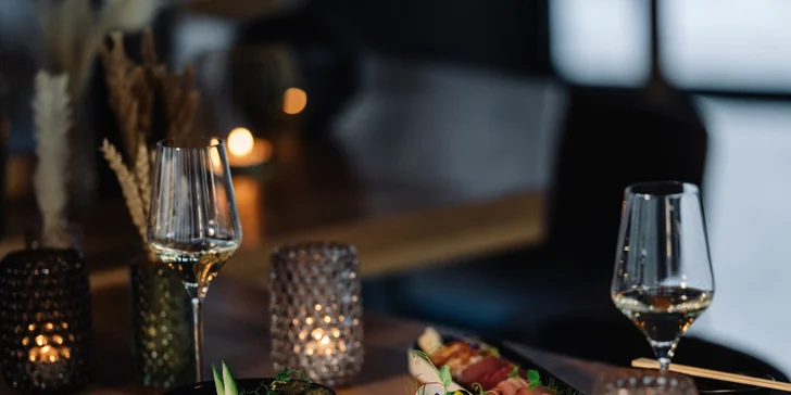 GENUSSbar nabízí kromě nápojů třeba i sushi. 