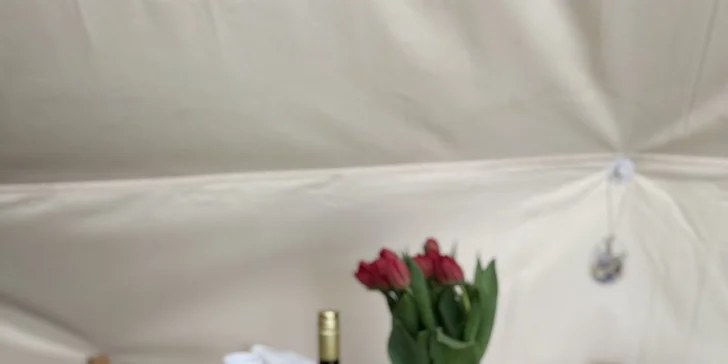 Podle toho, na kolik nocí se tu ubytujete, vás čeká také celá řada výhod – třeba káva, prosecco nebo balíček na grilování.