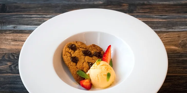 Mango zmrzlina a cookie s belgickou čokoládou