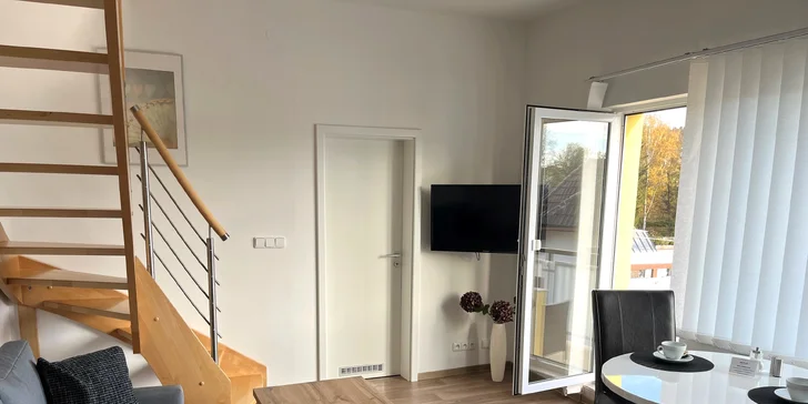 Dvoupodlažní apartmán s balkonem