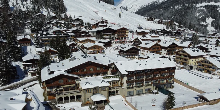 Hotel je ideální výchozí pozici pro turistické výlety i lyžovačku. 