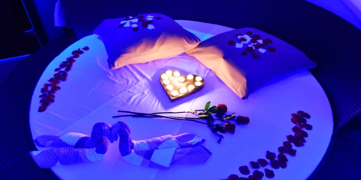 Za příplatek si můžete domluvit i romantickou výzdobu třeba na výročí. 