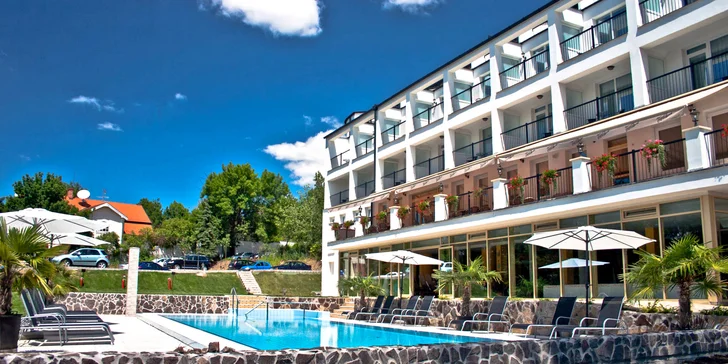 Hotel se nachází na kraji Miskolce.