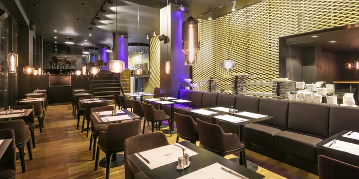 Skvělou večeři si užijete v restauraci Zlatý kohout, která je nedaleko. 