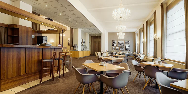 Hotel nájdete len 500 m od Staromestského námestia, takže budete bývať priamo v centre.
