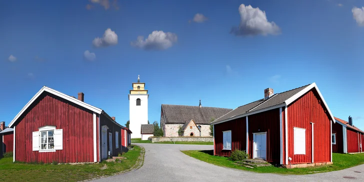Na severe Botnického zálivu panuje úžasný pokoj, v dedinke Påläng strávite skvelú dovolenku (na fotke mesto Luleå).