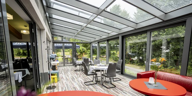 V hotelové restauraci si užijete bufetovou snídani, případně i dvouchodové večeře.