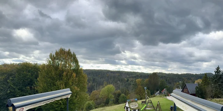 Z reštaurácie budete mať okolitú krajinu ako na dlani.