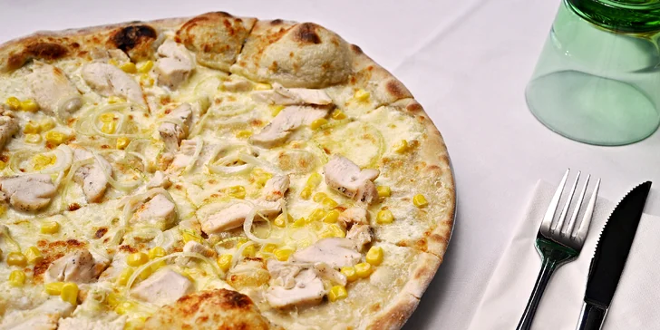 Na výběr máte několik druhů – třeba Margheritu nebo Pepperoni. 