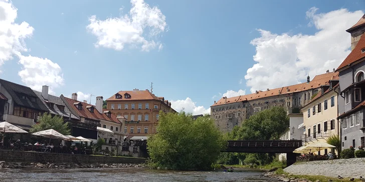 Odtud vás převezou k Rožmberku nad Vltavou, kde odstartuje vaše cesta po Vltavě.