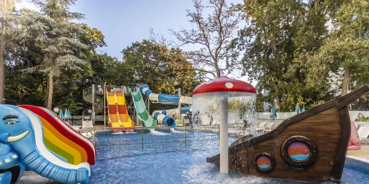 Jako hosté navíc můžete využívat i vodní radovánky v aquaparku vedlejšího hotelu Prestige Hotel & Aquapark.

