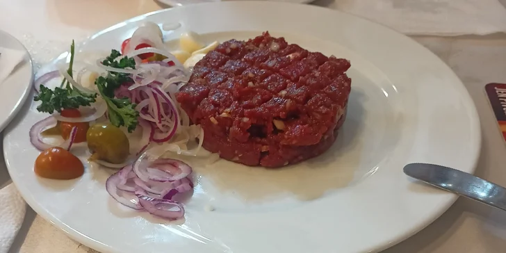 Těší se tu na vás celý týden od 10:00 do 22:00 (v pátek a sobotu do půlnoci).