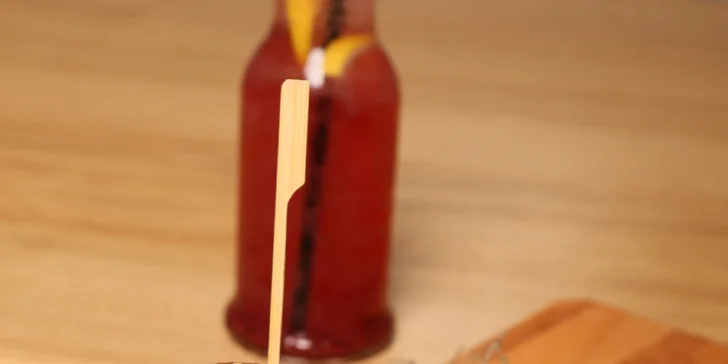 Součástí menu je i 200 g domácích hranolků. 