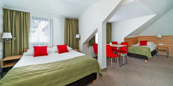Ubytujete se v hotelu Leśny Dwór, kde se bude líbit jak rodinám s dětmi, tak milovníkům odpočinku.
