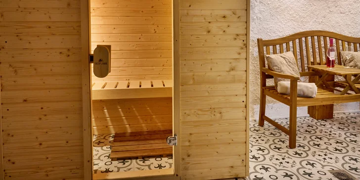Najdete tu i vířivku a saunu, kde můžete neomezeně a nerušeně relaxovat. 