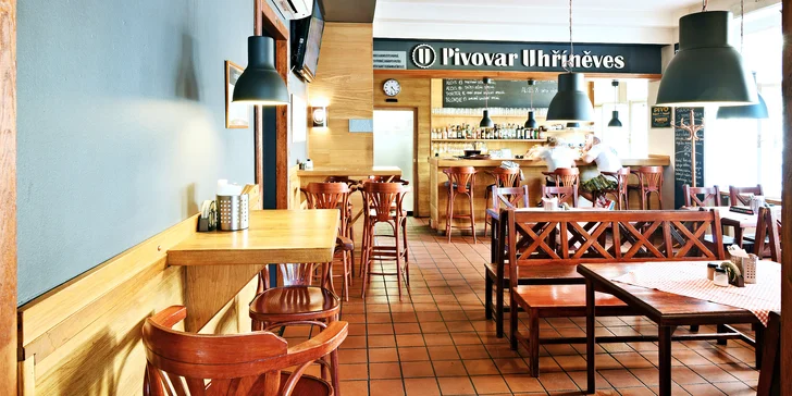 Vyrazte s přáteli do parku: piknik s miniburgery, dezertem i proseccem či pivem