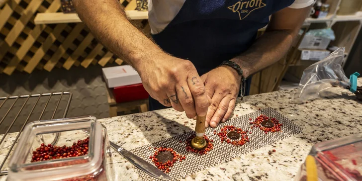 Čokoládové workshopy v Orion Ateliéru: zábavný, dětský i profesionální