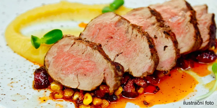 3chodové menu pro dva: škvarková pomazánka, vepřová panenka, palačinka i káva