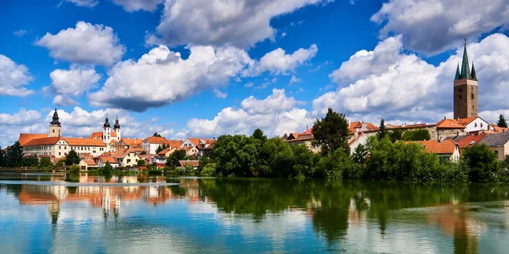 Pobyt v romantické Telči: pohodový rodinný penzion, snídaně a výlety