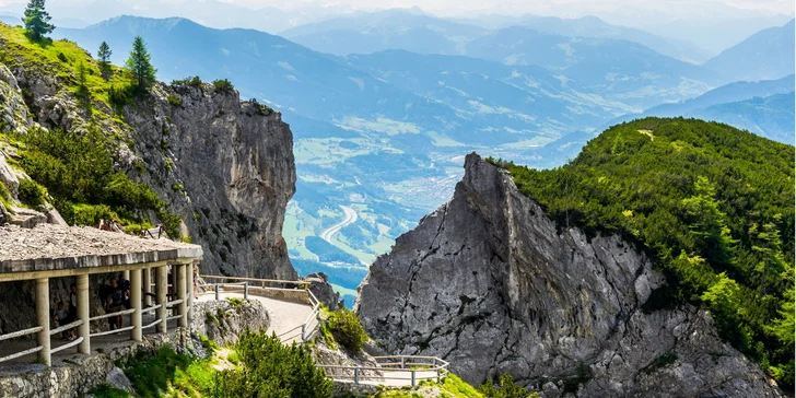 Největší ledová jeskyně světa a Salzburg patřící mezi památky UNESCO