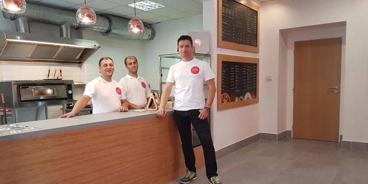 Zažeňte hlad italskými dobrotami: Pizza nebo pasta dle výběru pro dva