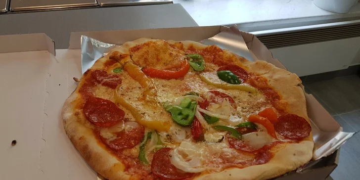 Zažeňte hlad italskými dobrotami: Pizza nebo pasta dle výběru pro dva
