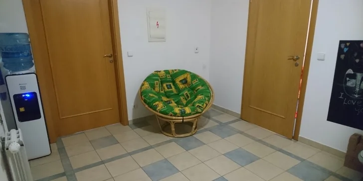 Čínská masáž kombinací metod dle potřeby: Tuina, baňky, moxování či quasha