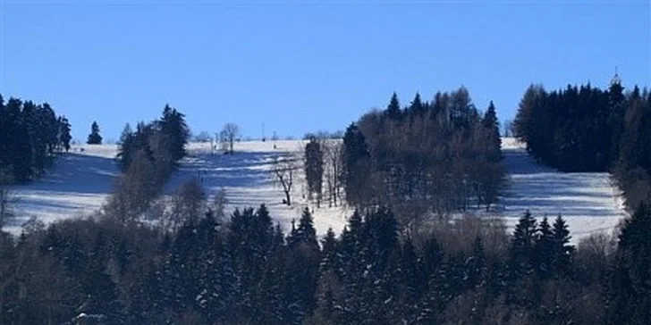 Celodenní skipas ve skiareálu KOZÁKOV