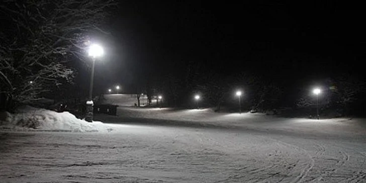Celodenní skipas ve skiareálu KOZÁKOV