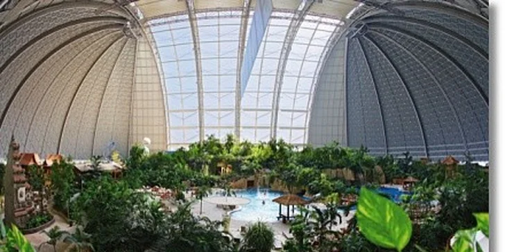 Výlet do Tropical Islands vč. vstupenky - oblíbený tropický ráj v Německu