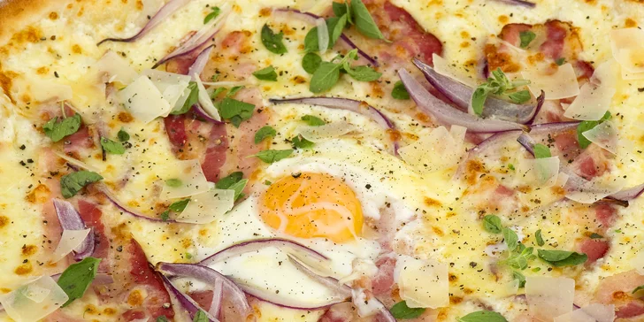 Dneska vás šichta v kuchyni nečeká: Nazdobená pizza a nápoj z OC Černý Most