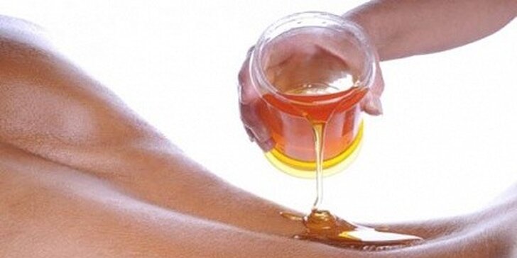 Zbavte své tělo toxinů a stresu vynikající detoxikační medovou masáží