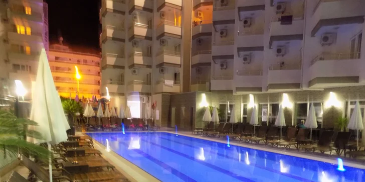 Na dovolenou do Turecka: letecká doprava, hotel jen kousek od pláže, bazén, all inclusice