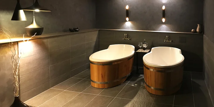 4* wellness v Táboře: levandulová lázeň, finská sauna a lahev vína pro 2 osoby