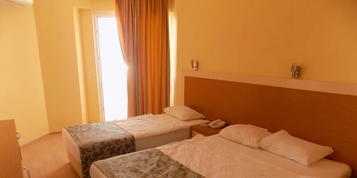 Na dovolenou do Turecka: letecká doprava, hotel jen kousek od pláže, bazén, all inclusice
