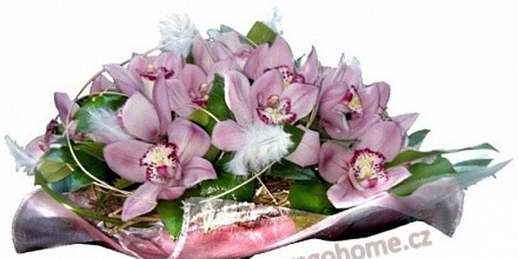 Valentýnská kytice z Orchidejí + medvídek