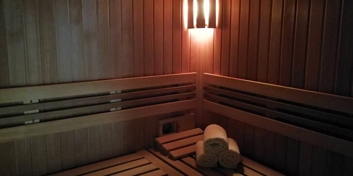Privátní wellness až pro 10 osob: whirlpool, sauna i odpočívárna