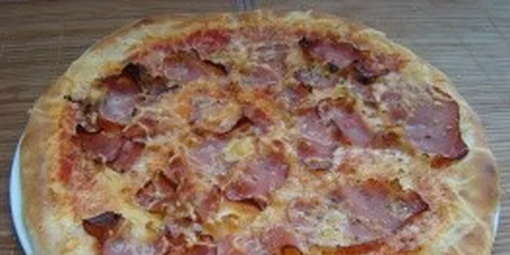 Speciální big pizza Prosciutto Crudo pro 4 osoby vč. balného